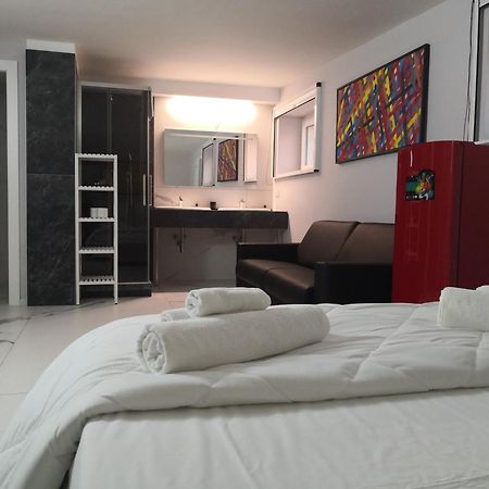 Dimore Pietrapenta Apartments, Suites & Rooms - Via Lucana 223, Via Piave 23, Via Chiancalata 16 Matera Room photo